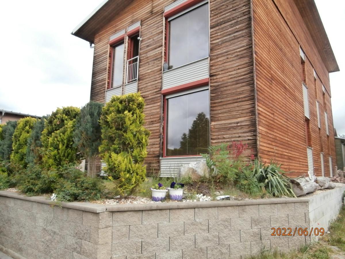 V Drevenem Dome Apartment *